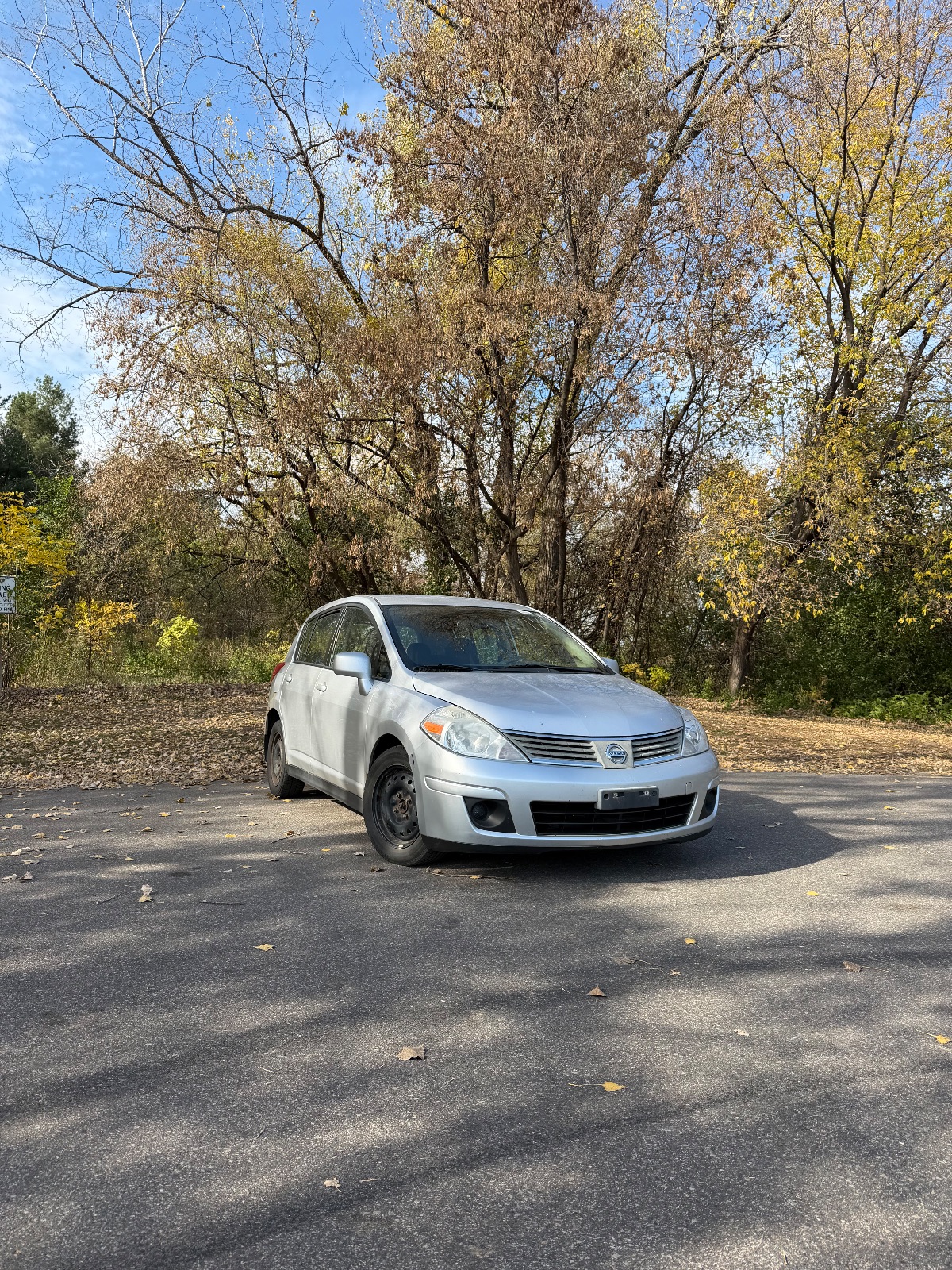Silver NISSAN Versa