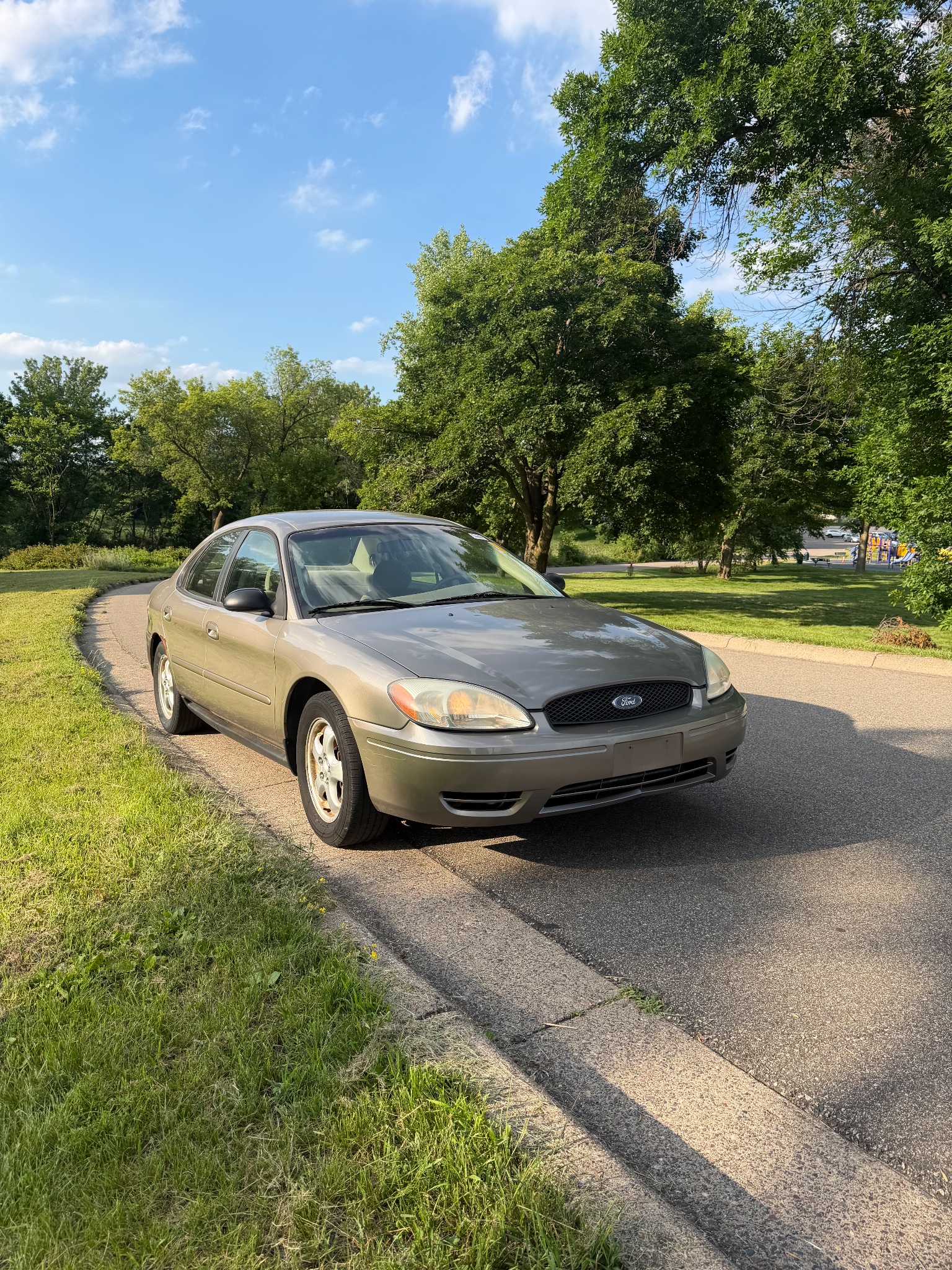 2007 FORD Taurus